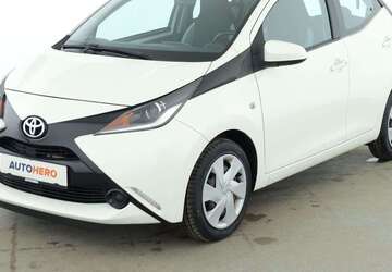 Toyota Aygo 54.296 km 7.650 &euro; Frankfurt am Main 65936