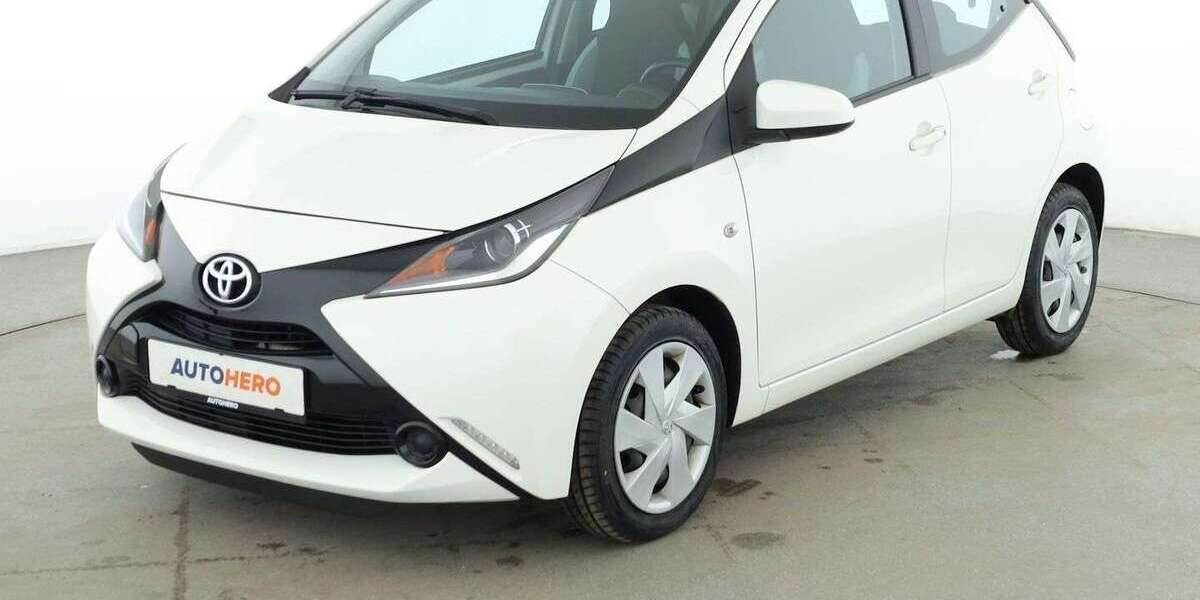 Toyota Aygo 54.296 km 7.650 &euro; Frankfurt am Main 65936