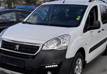 Peugeot Partner Tepee 195.800 km 6.999 &euro; Frankfurt 60486