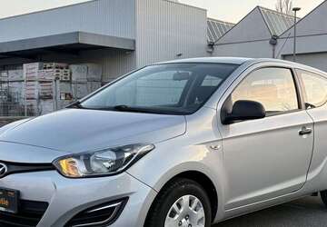Hyundai i20 99.000 km 4.990 &euro; Frankfurt am Main 60386