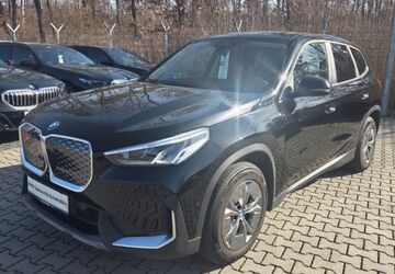BMW iX1 27.153 km 30.977 &euro; Rödermark 63322