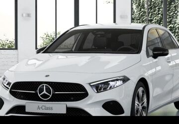 Mercedes-Benz A 200 9.900 km 37.450 &euro; Frankfurt 60488