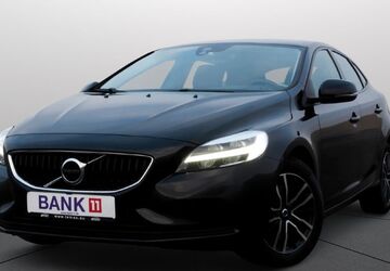 Volvo V40 242.070 km 9.990 &euro; Frankfurt am Main 60386