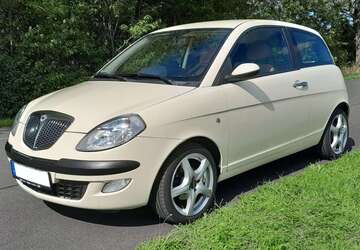 Lancia Ypsilon 158.654 km 3.200 &euro; Bergen-Enkheim 60388