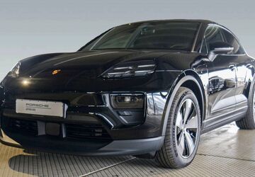 Porsche Macan 11.750 km 76.980 &euro; Frankfurt am Main 65936