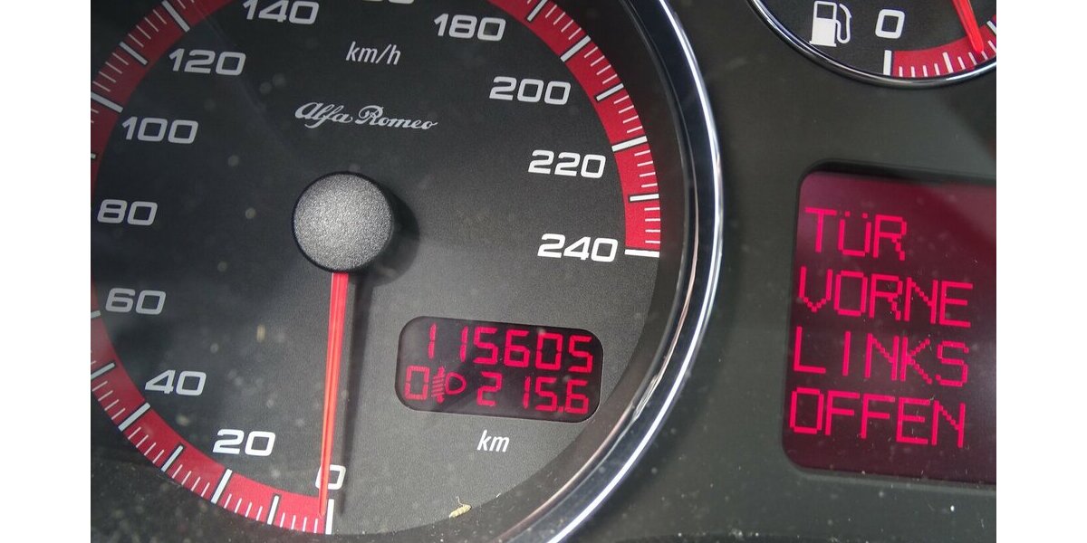 Alfa Romeo GT 2.0 16V JTS Progression Sportiva TÜV neu 114.800 km 3.490 &euro; Rodgau 63110