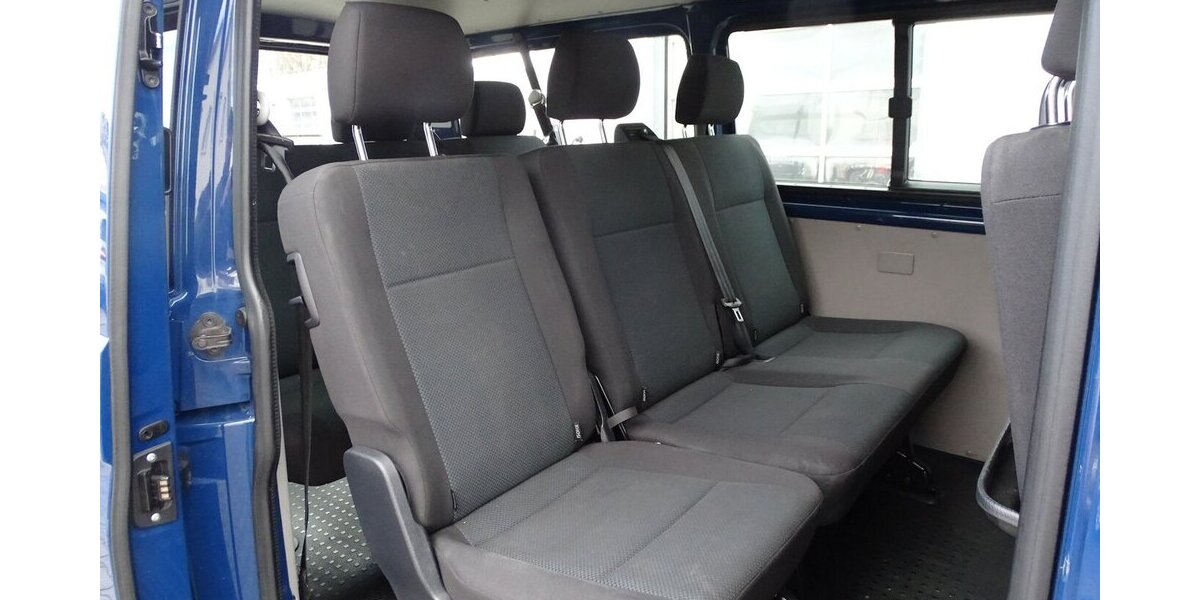 VW T6 Caravelle 2,0l TDI lang DSG, Navi, Klima, AHK, 209.500 km 15.990 &euro; Rodgau 63110