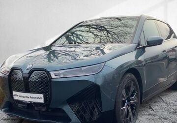 BMW iX 42.366 km 65.888 &euro; Frankfurt 60314