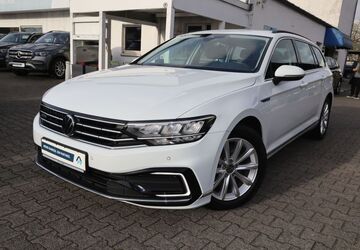 VW Passat Variant 73.197 km 21.925 &euro; Darmstadt 64291