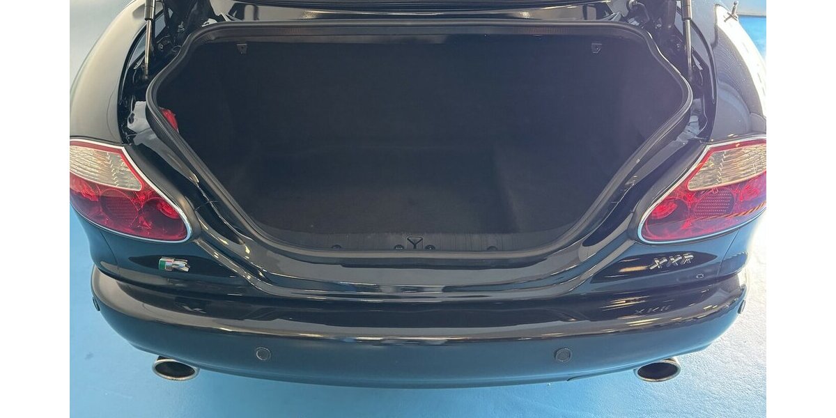 Jaguar XKR -R Coupe X100 limited RHD/Brembo/Recaro 75.200 km 23.500 &euro; Dreieich 63303