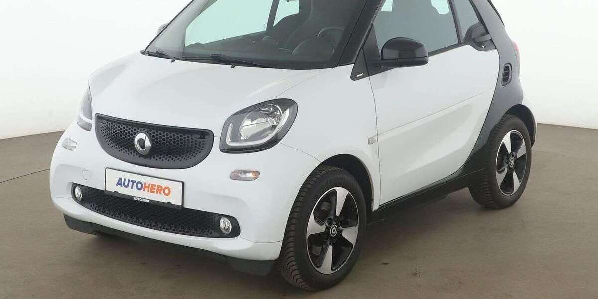 Smart forTwo 59.556 km 14.850 &euro; Frankfurt am Main 65936