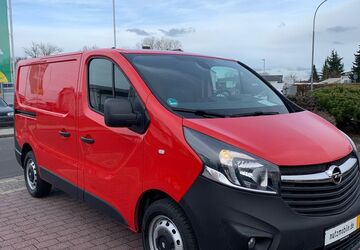 Opel Vivaro 20.000 km 17.999 &euro; Erlensee 63526
