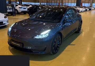 Tesla Model 3 39.208 km 34.800 &euro; Hanau 63457