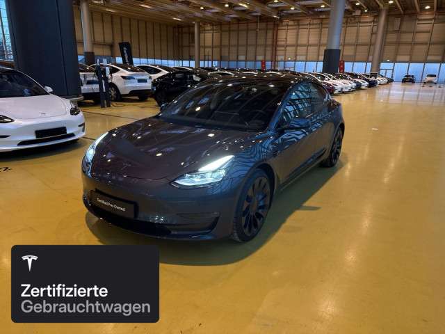 Tesla Model 3 39.208 km 34.800 &euro; Hanau 63457