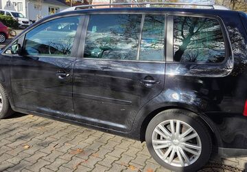 VW Touran 149.000 km 5.900 &euro; Frankfurt 60488