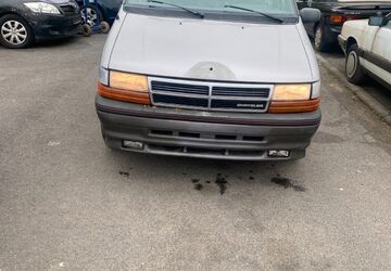 Chrysler Voyager 219.000 km 3.700 &euro; Hanau 63457