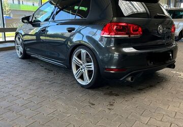 VW Golf 227.000 km 10.000 &euro; Frankfurt am Main 60528