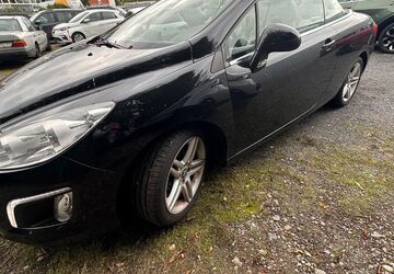 Peugeot 308 208.000 km 4.990 &euro; Hanau 63452
