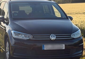 VW Touran 185.000 km 15.950 &euro; Frankfurt am Main 60433