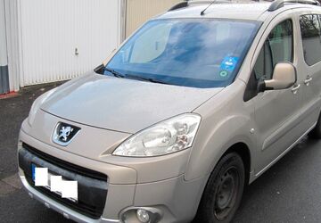 Peugeot Partner Tepee 86.400 km 7.190 &euro; Schwalbach 65824