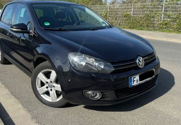 VW Golf 215.000 km 4.500 &euro; Frankfurt am Main 65936