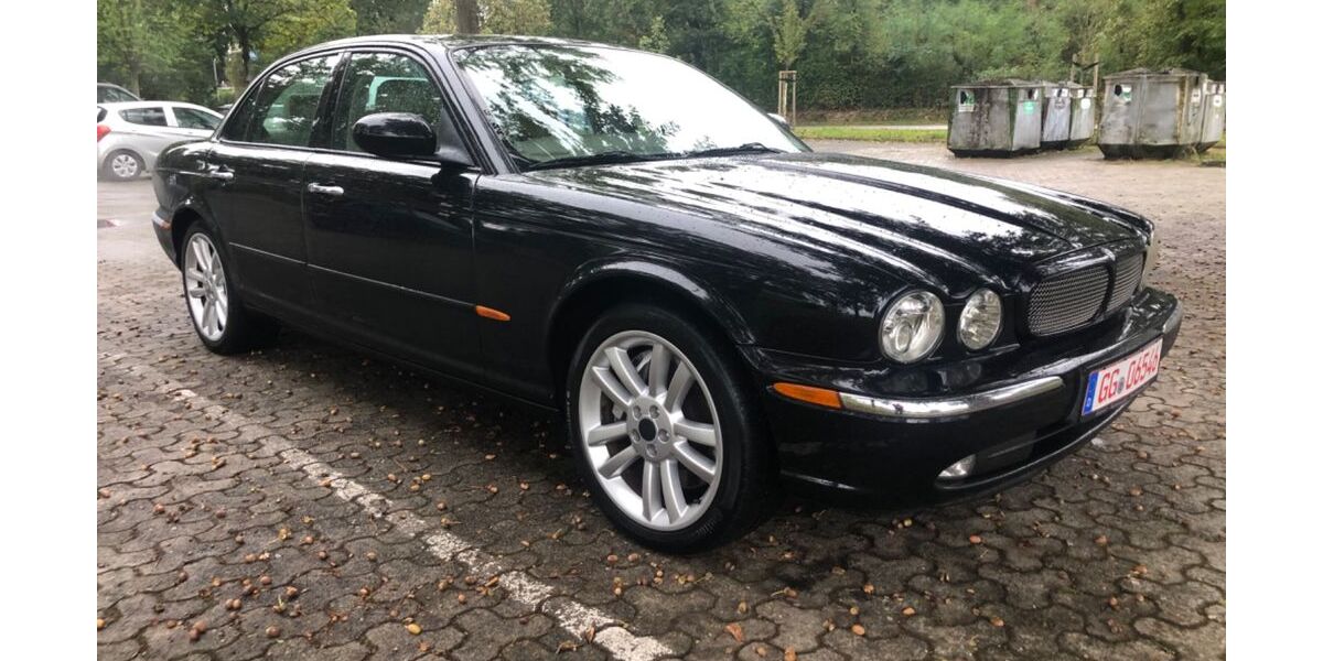 Jaguar XJR 204.000 km 12.800 &euro; Raunheim 65479