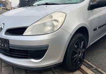 Renault Clio 56.000 km 2.990 &euro; Bad Vilbel - Frankfurt am Main 61118