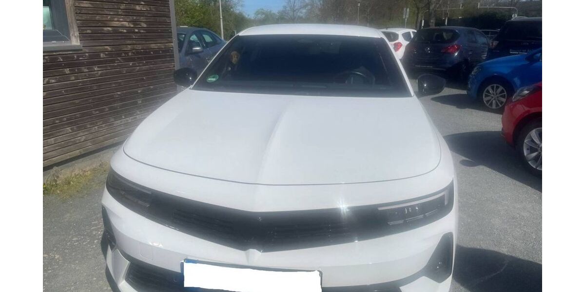 Opel Astra 17.500 km 20.600 &euro; Rüsselsheim 65428