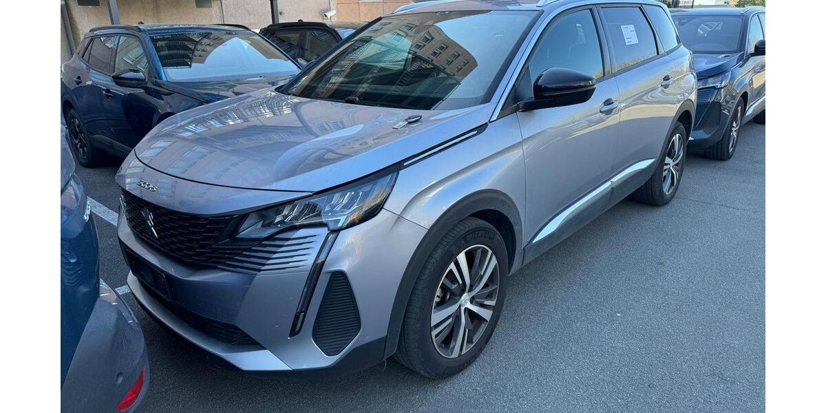 Peugeot 5008 47.469 km 24.280 &euro; Rüsselsheim 65428