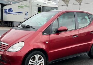 Mercedes-Benz A 160 124.000 km 2.190 &euro; Frankfurt 60386