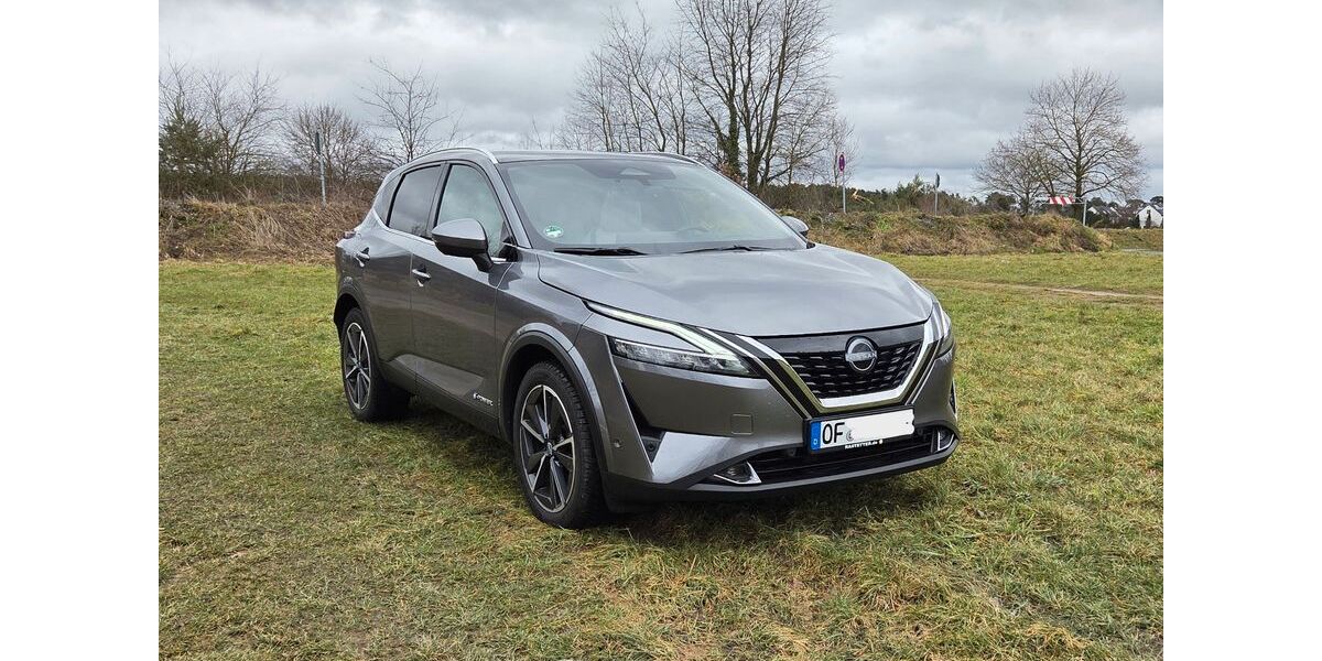 Nissan Qashqai 20.400 km 28.700 &euro; NEU-ISENBURG 63263