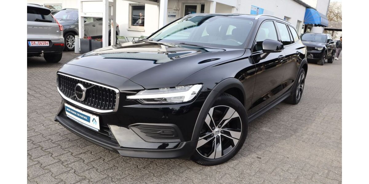 Volvo V60 Cross Country 37.625 km 34.485 &euro; Darmstadt 64291
