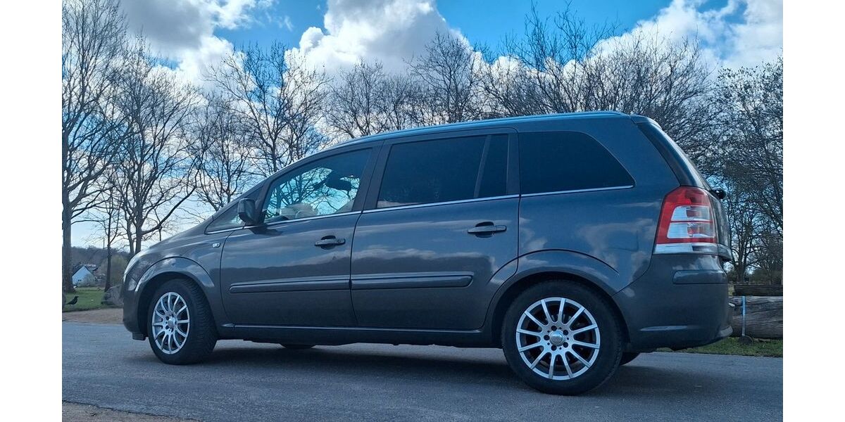 Opel Zafira 136.900 km 5.000 &euro; Offenbach 63071