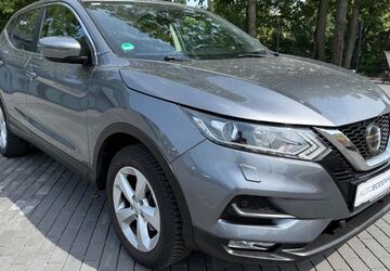 Nissan Qashqai 96.945 km 12.900 &euro; Frankfurt am Main - Ost / Fechenheim 60386
