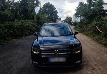 VW Tiguan 97.500 km 18.000 &euro; Hattersheim 65795