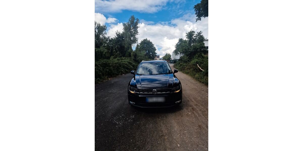 VW Tiguan 97.500 km 18.000 &euro; Hattersheim 65795