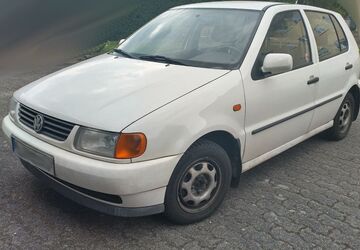 VW Polo 141.000 km 999 &euro; Frankfurt 60489