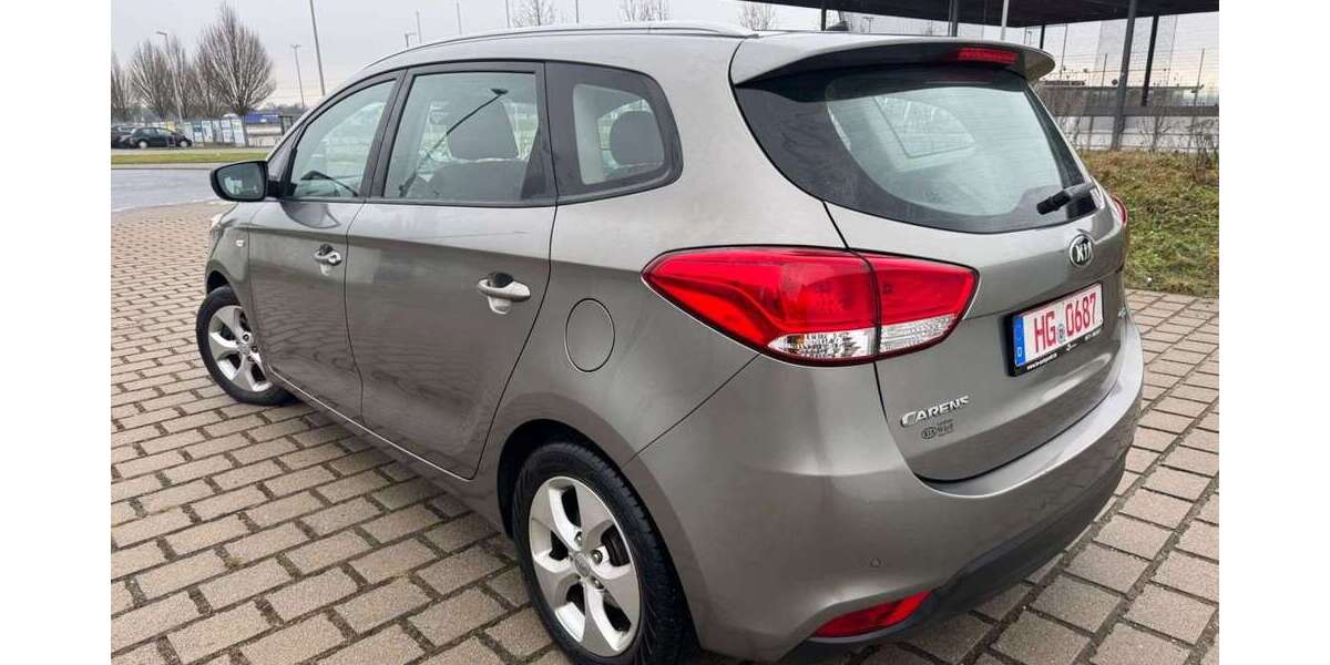 Kia Carens 130.000 km 7.800 &euro; Friedrichsdorf 61381