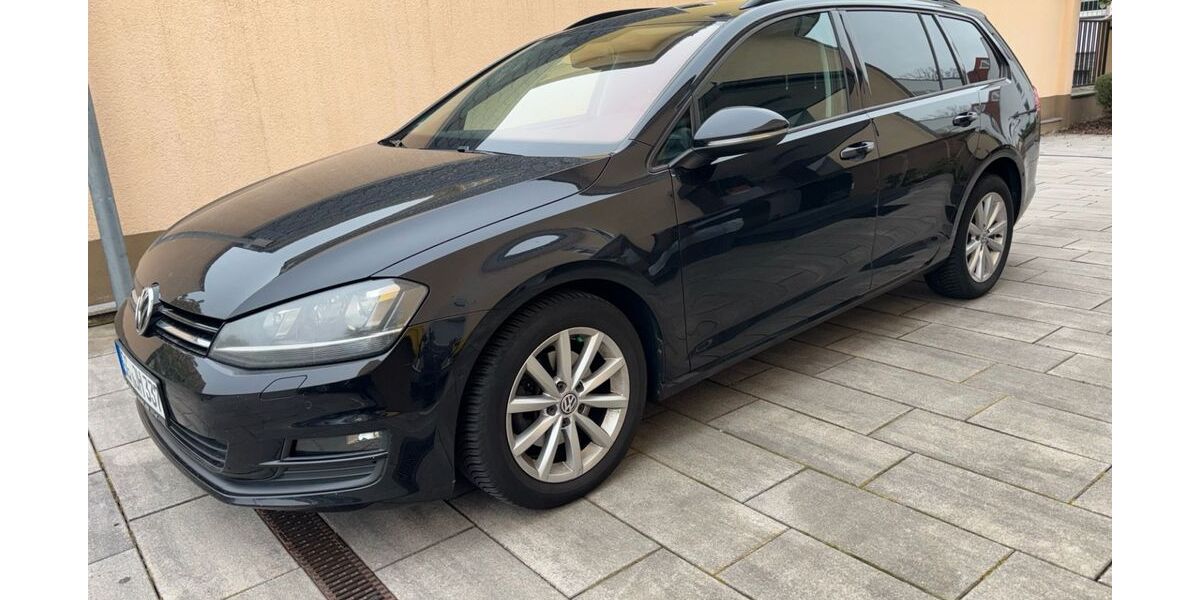 VW Golf 270.000 km 6.200 &euro; Raunheim 65479