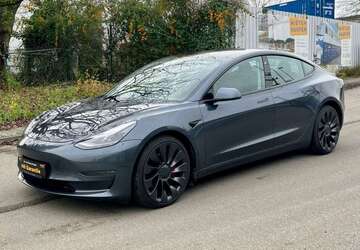 Tesla Model 3 142.000 km 23.990 &euro; Flörsheim am Main 65439