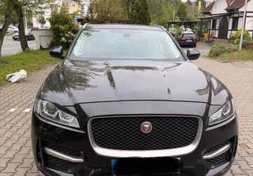 Jaguar F-Pace 103.000 km 17.999 &euro; Darmstadt 64293