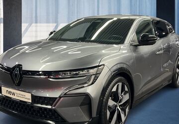 Renault Megane E-TECH 21.049 km 24.780 &euro; Frankfurt / Main 60314