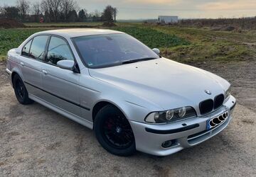 BMW 530 319.899 km 4.990 &euro; Nidderau 61130
