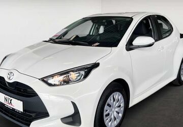 Toyota Yaris 31.386 km 17.850 &euro; Frankfurt 60314