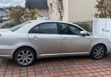 Toyota Avensis 368.000 km 1.450 &euro; Hattersheim 65795