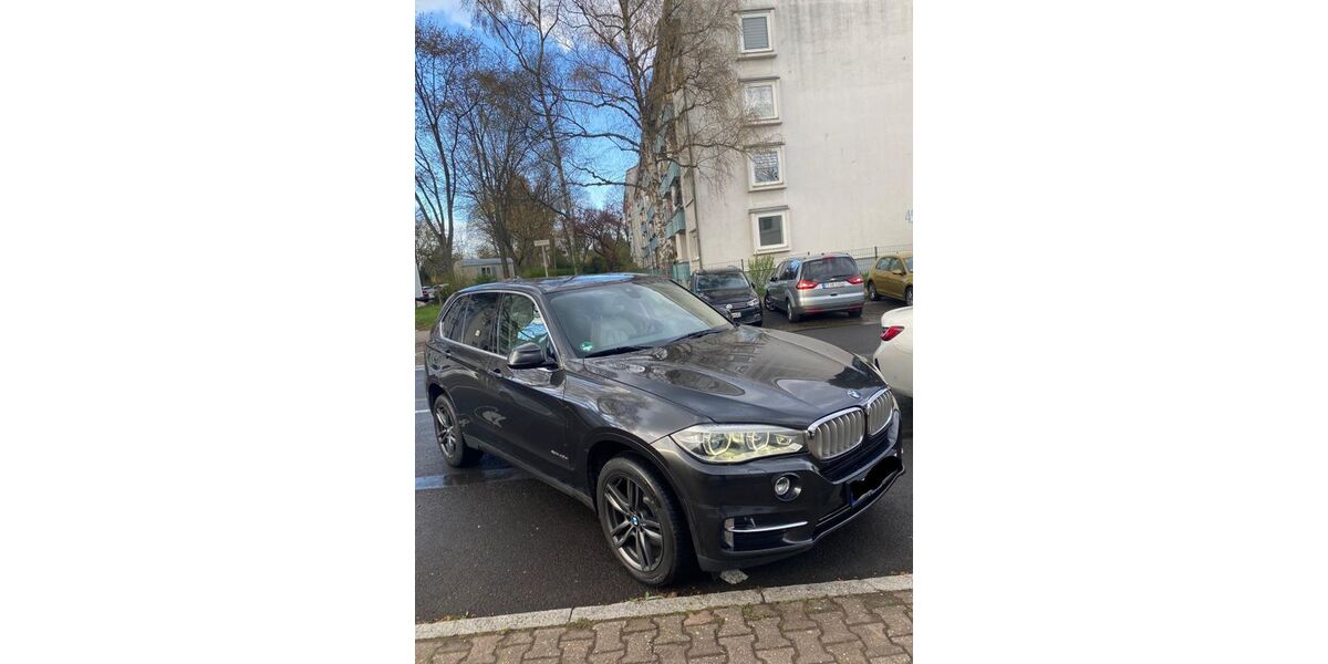 BMW X5 187.000 km 22.900 &euro; Frankfurt am Main 60389