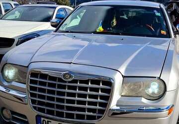 Chrysler 300C 400.965 km 4.500 &euro; Langen (Hessen) 63225