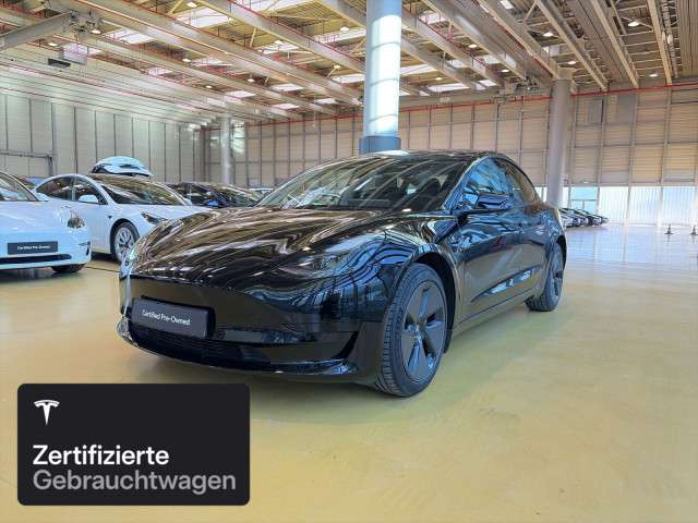 Tesla Model 3 49.254 km 28.600 &euro; Hanau 63457