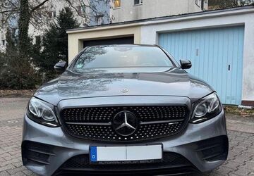 Mercedes-Benz E 220 161.700 km 32.500 &euro; Frankfurt 60439