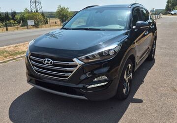 Hyundai TUCSON 174.900 km 12.300 &euro; Frankfurt 60329